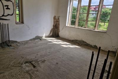 Casă cu 4 camere în Central - 5