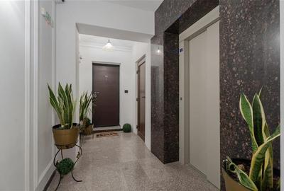 Apartament cu 3 camere decomandat în Copou - 24