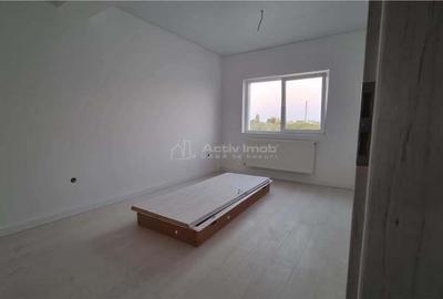 Casă cu 3 camere cu Teren 130 Mp în Giurgiului - 10