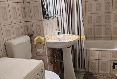 Apartament cu 2 camere semidecomandat în Democrației
