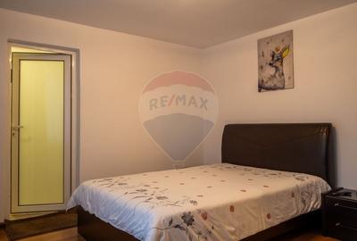 Vila cu 8 camere cu vedere panoramica la muntii Bucegi - 12