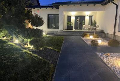 Casă cu 4 camere cu Teren 860 Mp în Micălaca - 1