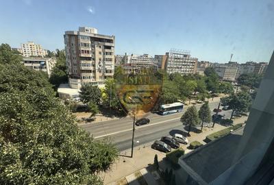 2 camere et 6/10, decomandat, Tomis Nord Bd Tomis colt cu Soveja