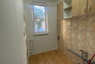 4 camere | Complex Apusului | parter inalt | bloc anvelopat | Luminos - 19