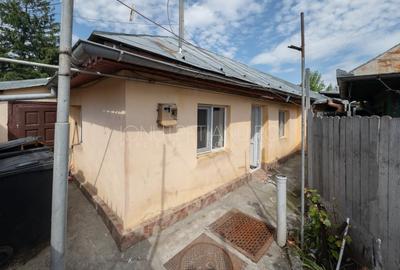 Duplex cu 3 camere cu Canalizare în 23 August (Cațelul) - 1