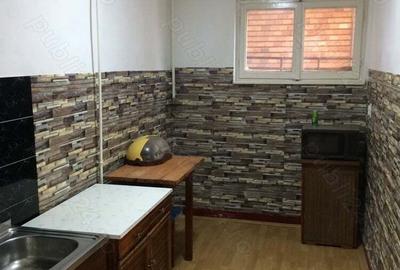 Apartament cu 2 camere decomandat în Micro 4 - 3