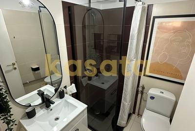 Apartament cu 3 camere semidecomandat în Sud - 7