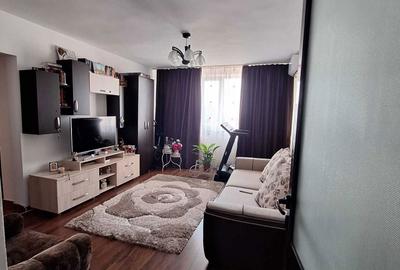 Apartament cu 3 camere decomandat în Central - 1
