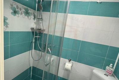 Garsonieră decomandată în Micro 19