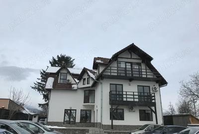 Casă cu 6 camere cu Teren 1650 Mp în Săcele - 1