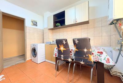 Apartament cu 3 camere semidecomandat, mobilat în Girocului - 16