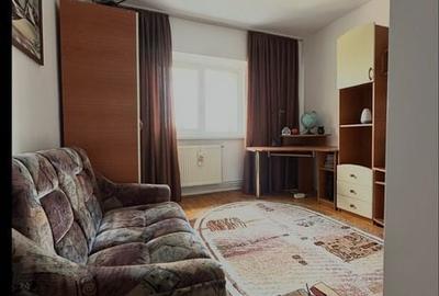 Apartament cu 3 camere decomandat în Central - 12