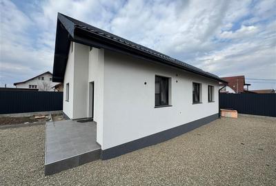 Casă cu 3 camere cu Teren 300 Mp în Est - 3