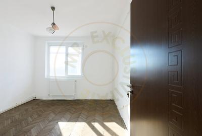 Apartament cu 3 camere semidecomandat în Craiovei - 6