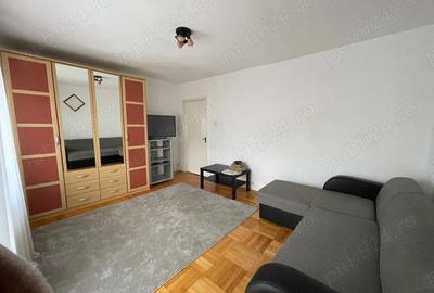 Garsonieră decomandată în Central - 3