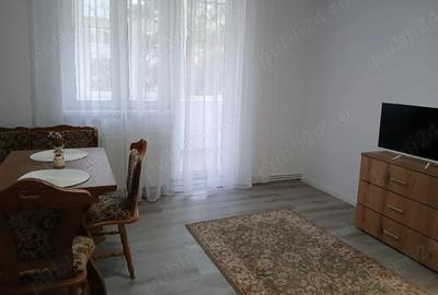 Apartament cu 3 camere decomandat în Central - 1
