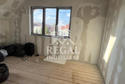 Casa spa?ioasa de vanzare in Ru?i pentru locuin?a sau investitie - 10