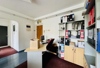 Spatiu ultracentral Sala Palatului pretabil Birouri-Cabinet Spatiu ultracentral Sala Palatului pretabil Birouri-Cabinet - 7