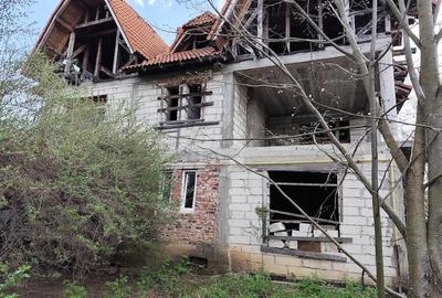 Casă cu Teren 1073 Mp în Voila - 10