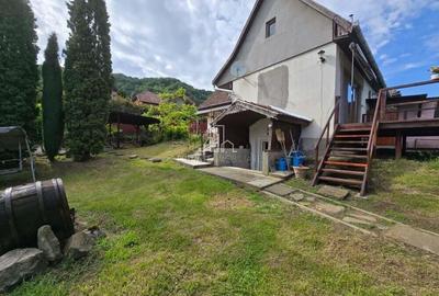 Casă cu 4 camere cu Canalizare în Sighișoara - 2