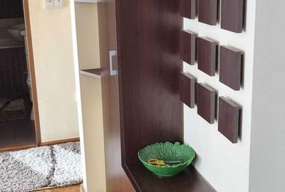 Apartament cu 3 camere decomandat în Favorit - 1