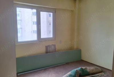 Apartament cu 3 camere semidecomandat în Ultracentral - 2
