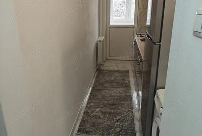 Garsonieră decomandată în Tractorul - 3