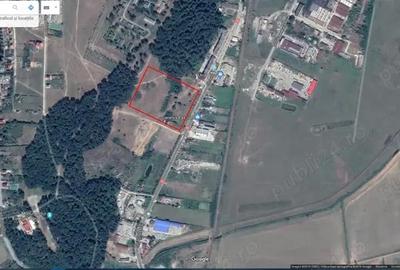 Teren de 38000 mp, în Central - 4