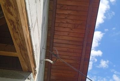 Casă cu teren 10000 mp - 14