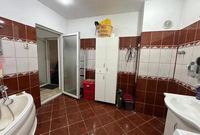 Lugoj, Casa 8 Cam., La Cheie, str. Marasesti - 19