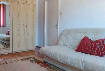 Garsonieră decomandată în Astra - 3