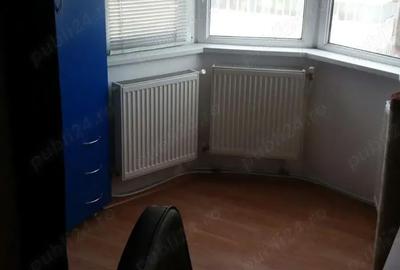 Garsonieră decomandată în Central - 4