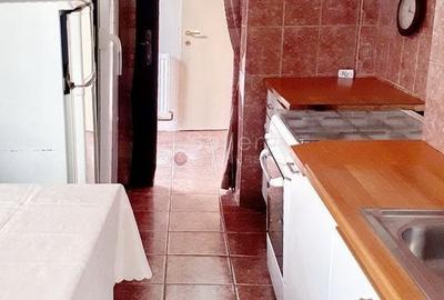 Casă individuală cu 3 camere cu Canalizare în Brașovul Vechi - 2