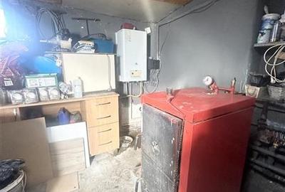 Casa Renovata si Mobilata Complet, amplasata pe un teren de 1300 mp, localitatea - 21