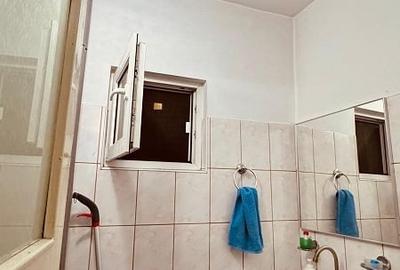 De vanzare apartament 3 camere in Micro 18 - 7