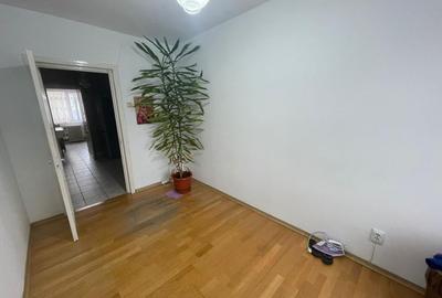 Apartament 3 camere decomandat - Podu Ros-liceul Racovita - 9