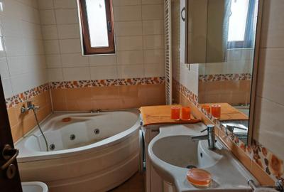 Apartament 5 camere pe 2 niveluri, in casa zona Florilor - 8