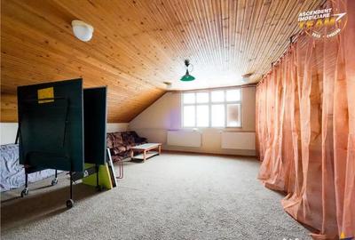 Spațiu comercial, de 566 mp, în Central - 8