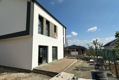 Casă individuală cu 4 camere cu Canalizare în Arhitecților - Calea Cisnădiei - 3