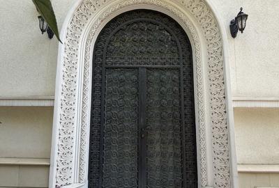 Casă cu 4 camere în Sud