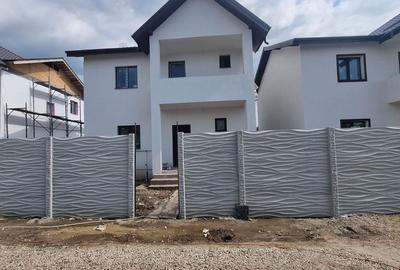 Casă cu 5 camere cu Teren 420 Mp în Central - 2