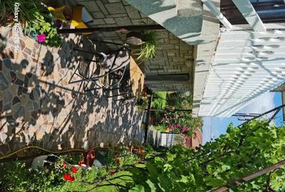 Casă cu 6 camere cu Teren 1140 Mp în Central - 1