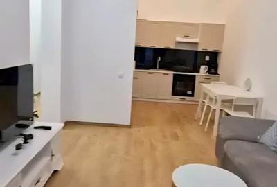 Apartament cu 2 camere semidecomandat, mobilat în Mărăști