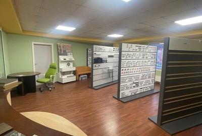 Spațiu comercial, de 102 mp, în Independenței - 8