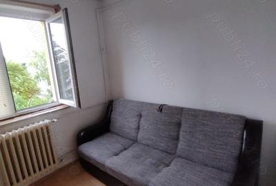 Garsonieră decomandată în Central - 2