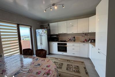 Casă cu 5 camere cu Teren 1175 Mp în Central - 10