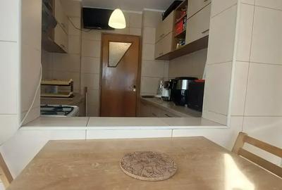 Apartament cu 3 camere decomandat, mobilat în Sălăjan - 3
