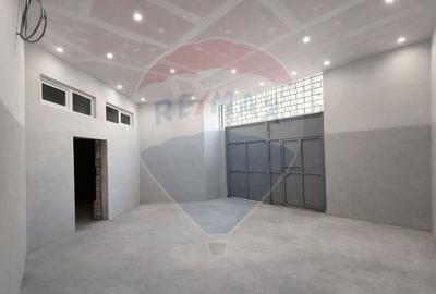 Spațiu comercial, de 428.08999633789 mp, în Central - 5