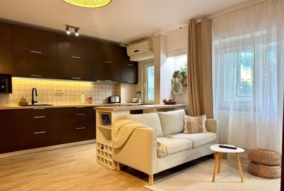 Studio Spațios pe Strada Foișorului: 40 mp, Pat Matrimonial și 7 Minute de Mall - 3