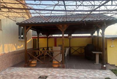 Casă cu 4 camere în Central - 3